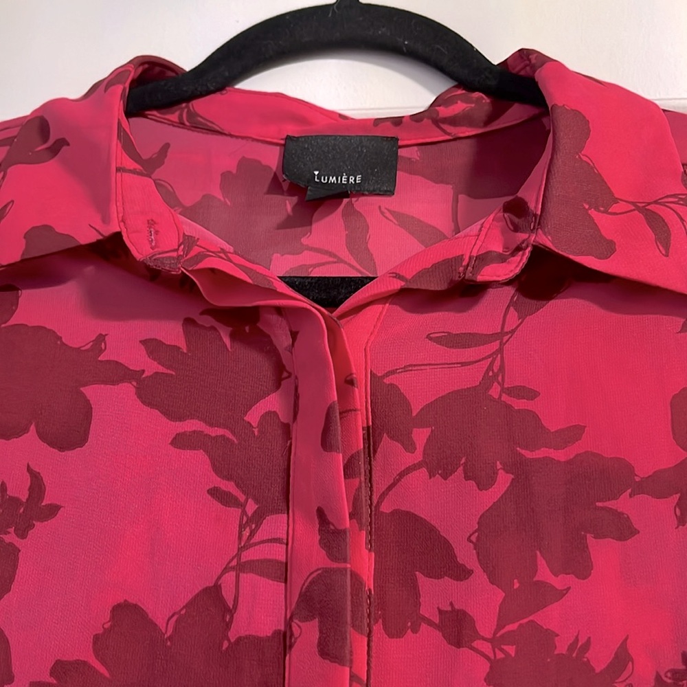 Lumiere NWOT Sheer Floral Red Women's Blouse - Relaxed Fit - Picture 3 of 7